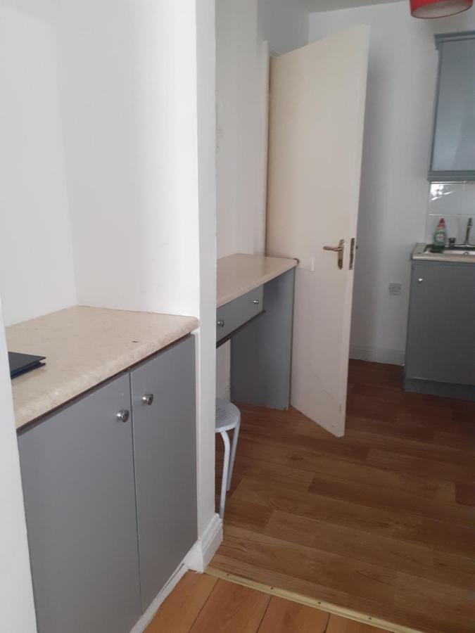 Sally 2 Appartement Galway Buitenkant foto